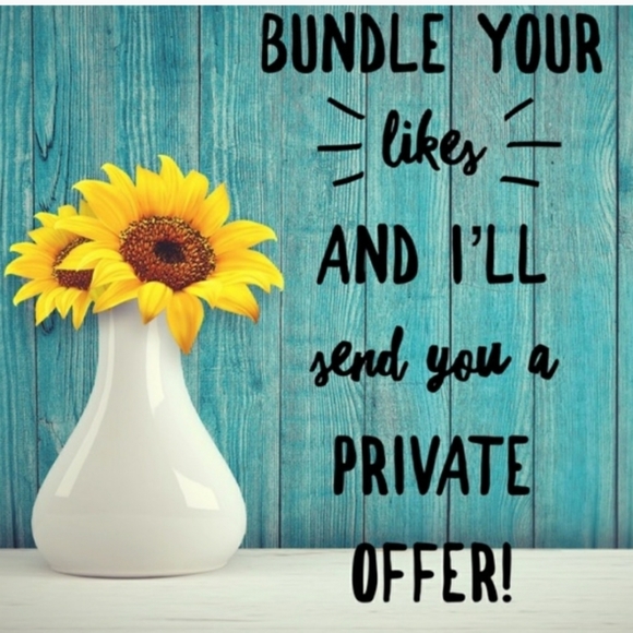 NWOT hunter green scrub top - Picture 5 of 5